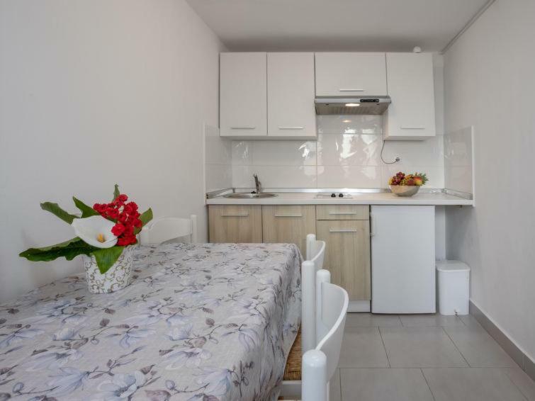 Apartments Folo Tar-Vabriga Exterior photo