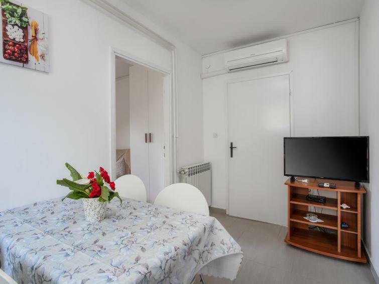 Apartments Folo Tar-Vabriga Exterior photo